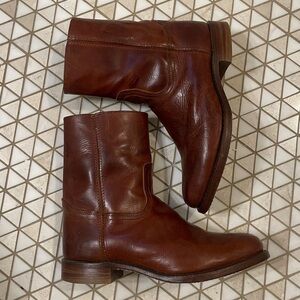 Frye Men’s Campus Boots Cognac Leather Inside Zip Size 9.5